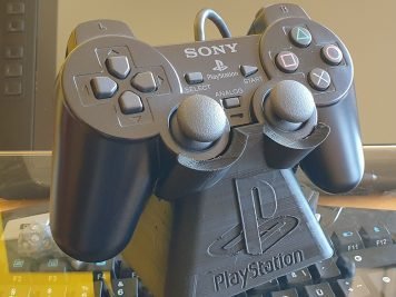 Sony PlayStation 2 PS2 DualShock 2 Controller Stand with Logo 12 Colors 3D-Printed